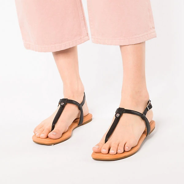 Ugg Madeena T-Steg-Sandalen 2 Ugg Madeena T-Steg-Sandalen – Bild 2